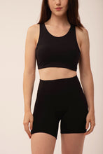 Cargar imagen en el visor de la galería, Minimal Black Top