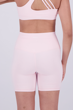 Cargar imagen en el visor de la galería, Solid Milshake Pink Short