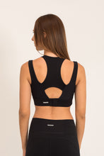 Cargar imagen en el visor de la galería, Essential Black Top