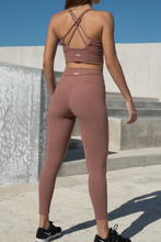 Cargar imagen en el visor de la galería, Solid Hot Cocoa Leggings