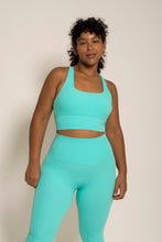 Cargar imagen en el visor de la galería, Aglow Waterfall Acqua Top