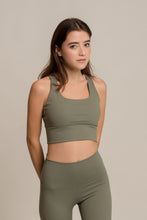 Cargar imagen en el visor de la galería, Solid Top Olive Sage