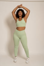 Cargar imagen en el visor de la galería, Pure Mint Green Top