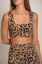 Cargar imagen en el visor de la galería, Savage Light Cheetah Top