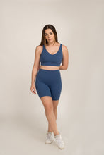 Cargar imagen en el visor de la galería, Solid Blue Yale Short