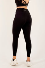 Cargar imagen en el visor de la galería, Solid Leggings Black