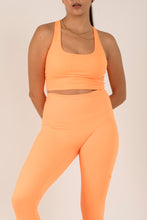 Cargar imagen en el visor de la galería, Solid Fanta Orange Top