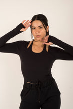 Cargar imagen en el visor de la galería, Long Sleeve Black Shirt