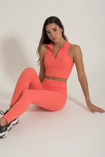 Cargar imagen en el visor de la galería, Solid Sunrise Coral Leggings