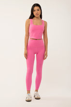 Cargar imagen en el visor de la galería, Sonic Pink Leggings
