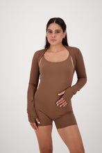 Cargar imagen en el visor de la galería, Core Caramel Brown Long Sleeve
