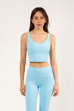 Cargar imagen en el visor de la galería, Daylight Light Blue Leggings
