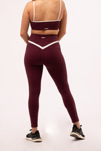 Cargar imagen en el visor de la galería, Compact Wine Carmine Leggings
