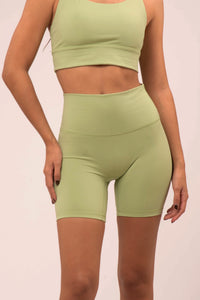 Daylight Pistachio Green Short