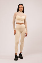 Cargar imagen en el visor de la galería, Posh Ivory Leggings
