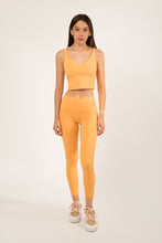 Cargar imagen en el visor de la galería, Daylight  Orange Gold Leggings
