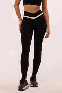 Compact Black Leggings