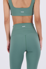 Cargar imagen en el visor de la galería, Rep Hunter Green Leggings
