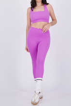 Cargar imagen en el visor de la galería, Wave Orchid Purple Leggings
