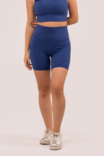 Cargar imagen en el visor de la galería, Daylight Saphire Blue Short
