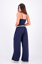 Cargar imagen en el visor de la galería, Polka Blue Flowy Pants
