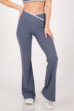 Cargar imagen en el visor de la galería, Align Stone Blue Flare Pants
