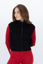 Cargar imagen en el visor de la galería, Teddy Vest limited edition
