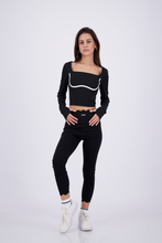 Cargar imagen en el visor de la galería, Above Midnight Black Long Sleeve

