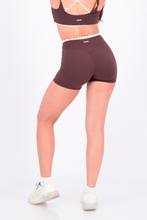 Cargar imagen en el visor de la galería, Polka Pink Chocolate Short
