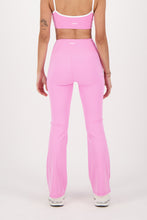 Cargar imagen en el visor de la galería, Contrast Cotton Candy Flare Pants
