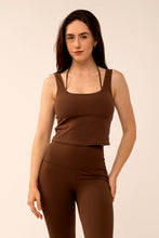 Cargar imagen en el visor de la galería, Brunette Brown Tank Top
