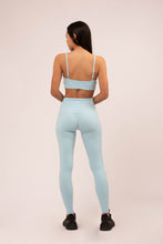 Cargar imagen en el visor de la galería, Twist Pocket Blue Leggings
