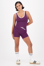 Cargar imagen en el visor de la galería, Align Wine Plum Short

