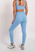 Cargar imagen en el visor de la galería, Harmony Light Blue Leggings
