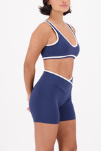 Cargar imagen en el visor de la galería, Align Blueberry Blue Short
