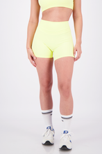 Cargar imagen en el visor de la galería, Nova Butter Cream Short
