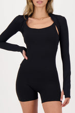 Cargar imagen en el visor de la galería, Core Black Long Sleeve
