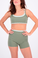 Cargar imagen en el visor de la galería, Polka Green Topaz Top
