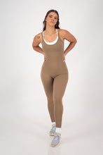 Cargar imagen en el visor de la galería, Align Cookie Beige Jumpsuit
