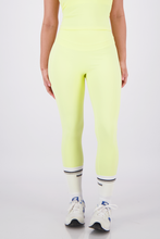 Cargar imagen en el visor de la galería, Nova Butter Cream Leggings
