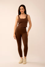 Cargar imagen en el visor de la galería, Brunette Brown Tank Top
