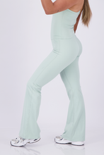 Cargar imagen en el visor de la galería, Solid  Leaf Green Flare Pants
