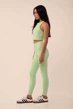 Cargar imagen en el visor de la galería, Balance Bright Green Leggings
