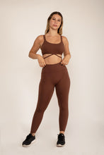 Cargar imagen en el visor de la galería, Legacy Cinnamon Leggings
