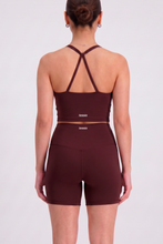 Cargar imagen en el visor de la galería, Solid Scrunch Wine Tank Top
