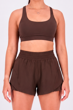 Cargar imagen en el visor de la galería, Pace Running Camel Short
