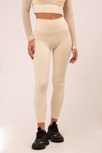 Cargar imagen en el visor de la galería, Posh Ivory Leggings
