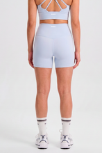 Cargar imagen en el visor de la galería, Solid Pastel Blue Short
