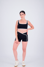 Cargar imagen en el visor de la galería, Bold Black Short
