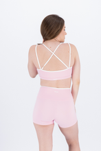 Cargar imagen en el visor de la galería, Aura Sweet Pink Short
